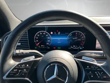 MERCEDES-BENZ GLE 350 de 4M AMG Night