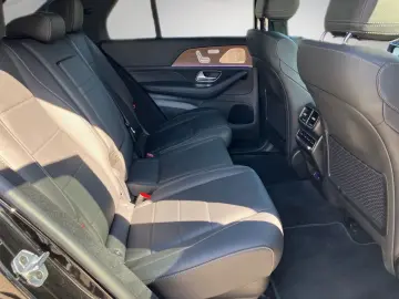 MERCEDES-BENZ GLE 350 de 4M AMG Night