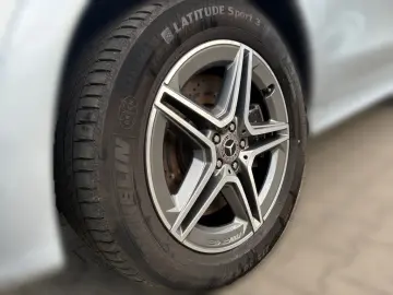 MERCEDES-BENZ GLE 400 e 4M AMG-