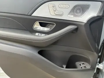 MERCEDES-BENZ GLE 400 e 4M AMG-