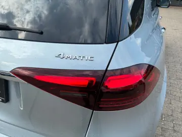 MERCEDES-BENZ GLE 400 e 4M AMG-