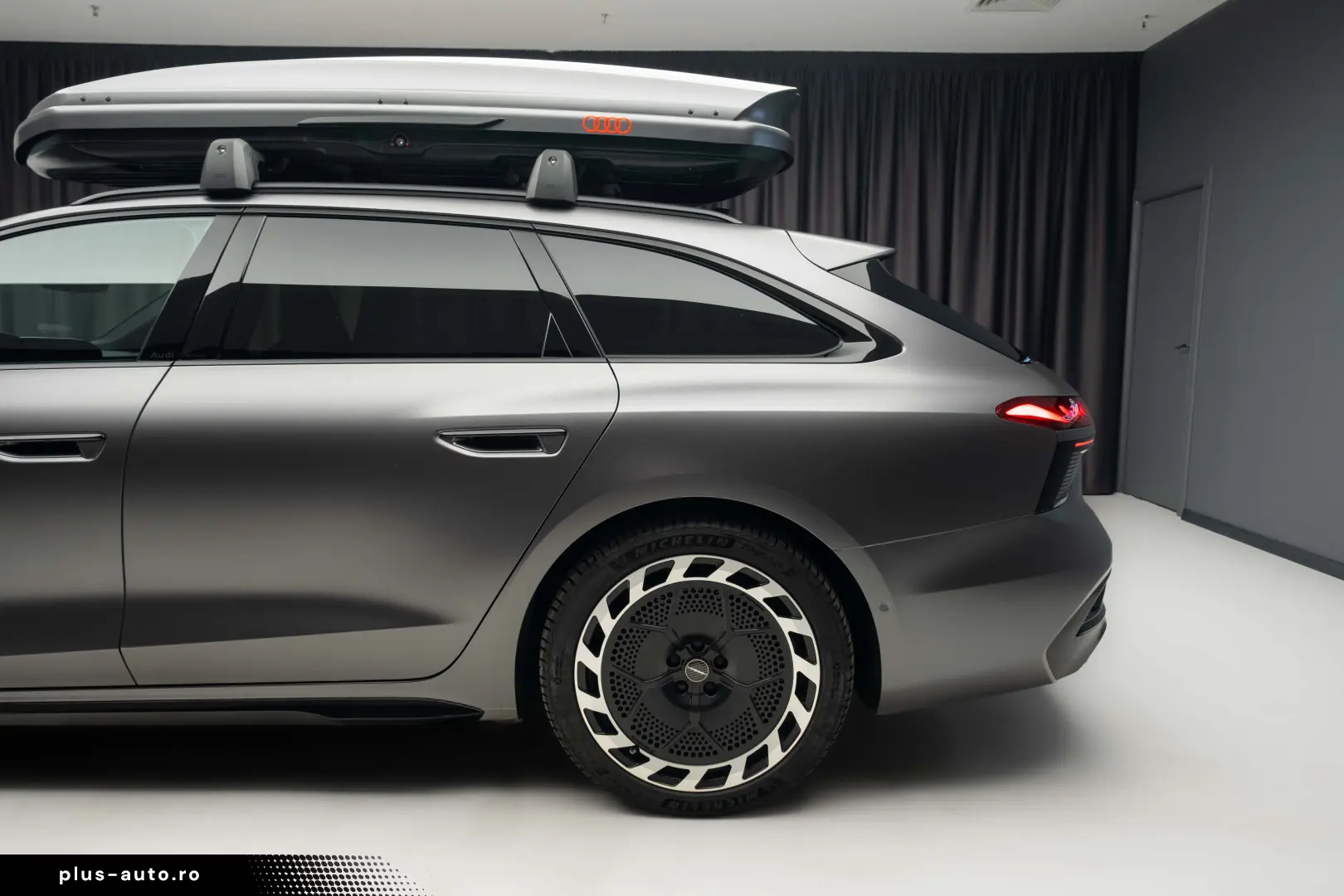 Audi S6 Avant Vossen Pano Cockpit Display Passenger B&O