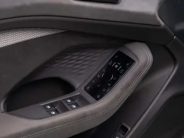 Audi S6 Avant Vossen Pano Cockpit Display Passenger B&O