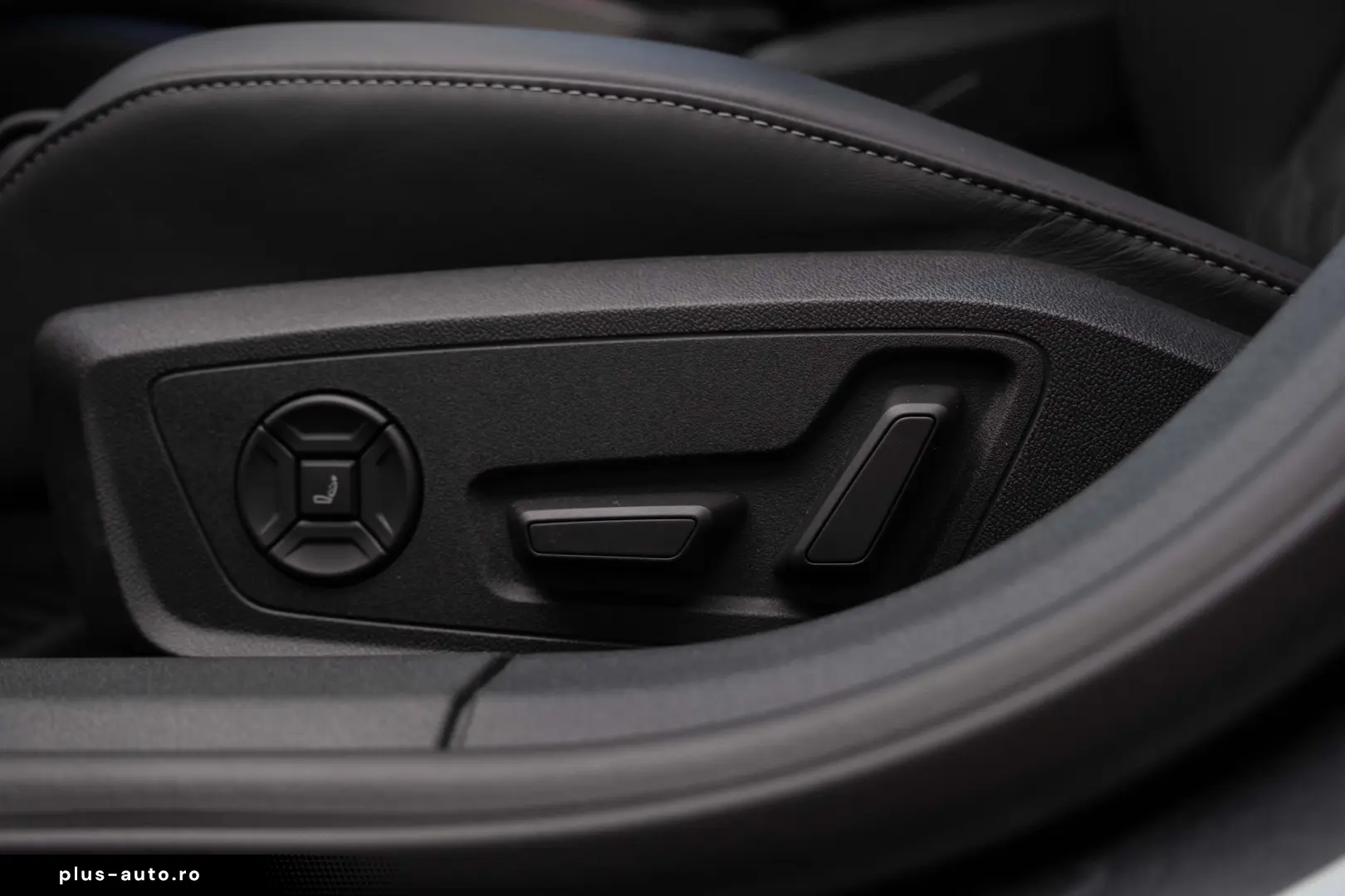 Audi S6 Avant Vossen Pano Cockpit Display Passenger B&O