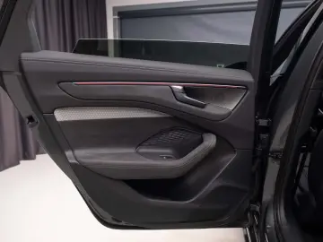 Audi S6 Avant Vossen Pano Cockpit Display Passenger B&O