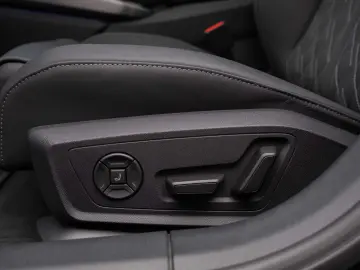 Audi S6 Avant Vossen Pano Cockpit Display Passenger B&O