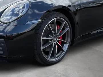 PORSCHE 911 Carrera S 3.0 Porsche Approved Bose CarPlay