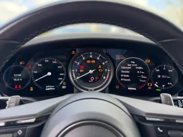PORSCHE 911 Carrera S 3.0 Porsche Approved Bose CarPlay