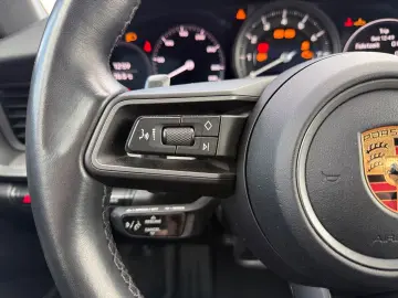 PORSCHE 911 Carrera S 3.0 Porsche Approved Bose CarPlay