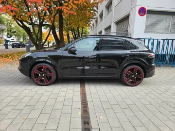 PORSCHE Cayenne Platinum Edition Luftfe AHK ALU22  Pano