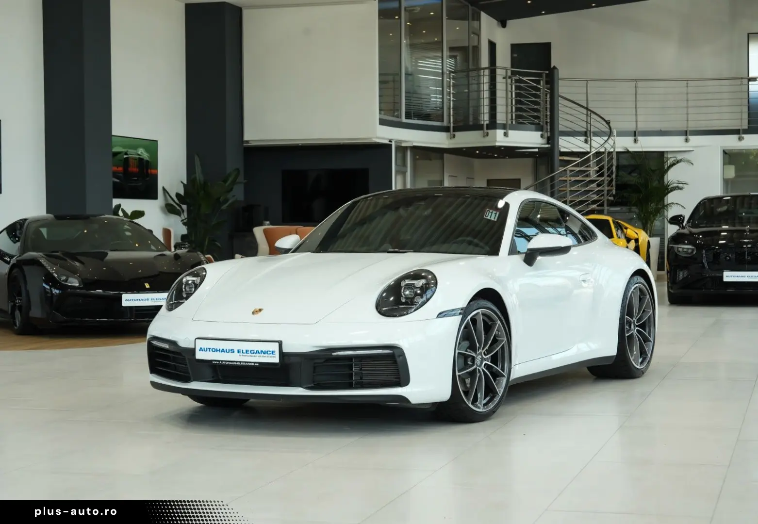 PORSCHE 911 Coupe SPORTABGAS SPORT-CHRONO BOSE GLASDACH