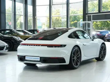 PORSCHE 911 Coupe SPORTABGAS SPORT-CHRONO BOSE GLASDACH