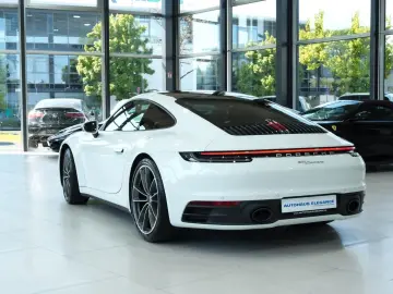 PORSCHE 911 Coupe SPORTABGAS SPORT-CHRONO BOSE GLASDACH