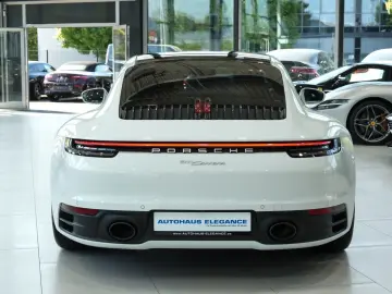 PORSCHE 911 Coupe SPORTABGAS SPORT-CHRONO BOSE GLASDACH