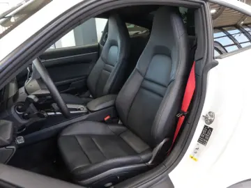 PORSCHE 911 Coupe SPORTABGAS SPORT-CHRONO BOSE GLASDACH