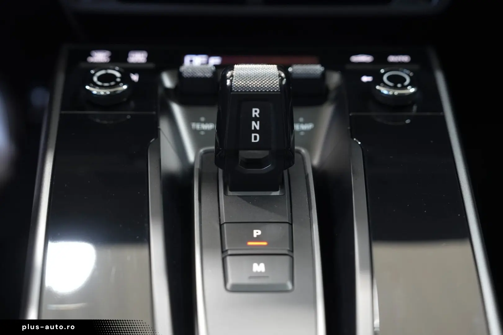 PORSCHE 911 Coupe SPORTABGAS SPORT-CHRONO BOSE GLASDACH