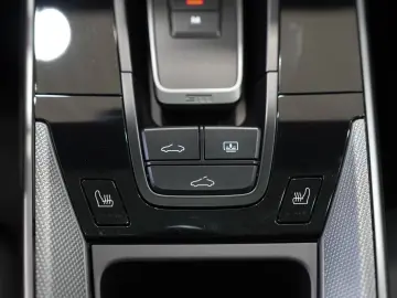 PORSCHE 911 Coupe SPORTABGAS SPORT-CHRONO BOSE GLASDACH