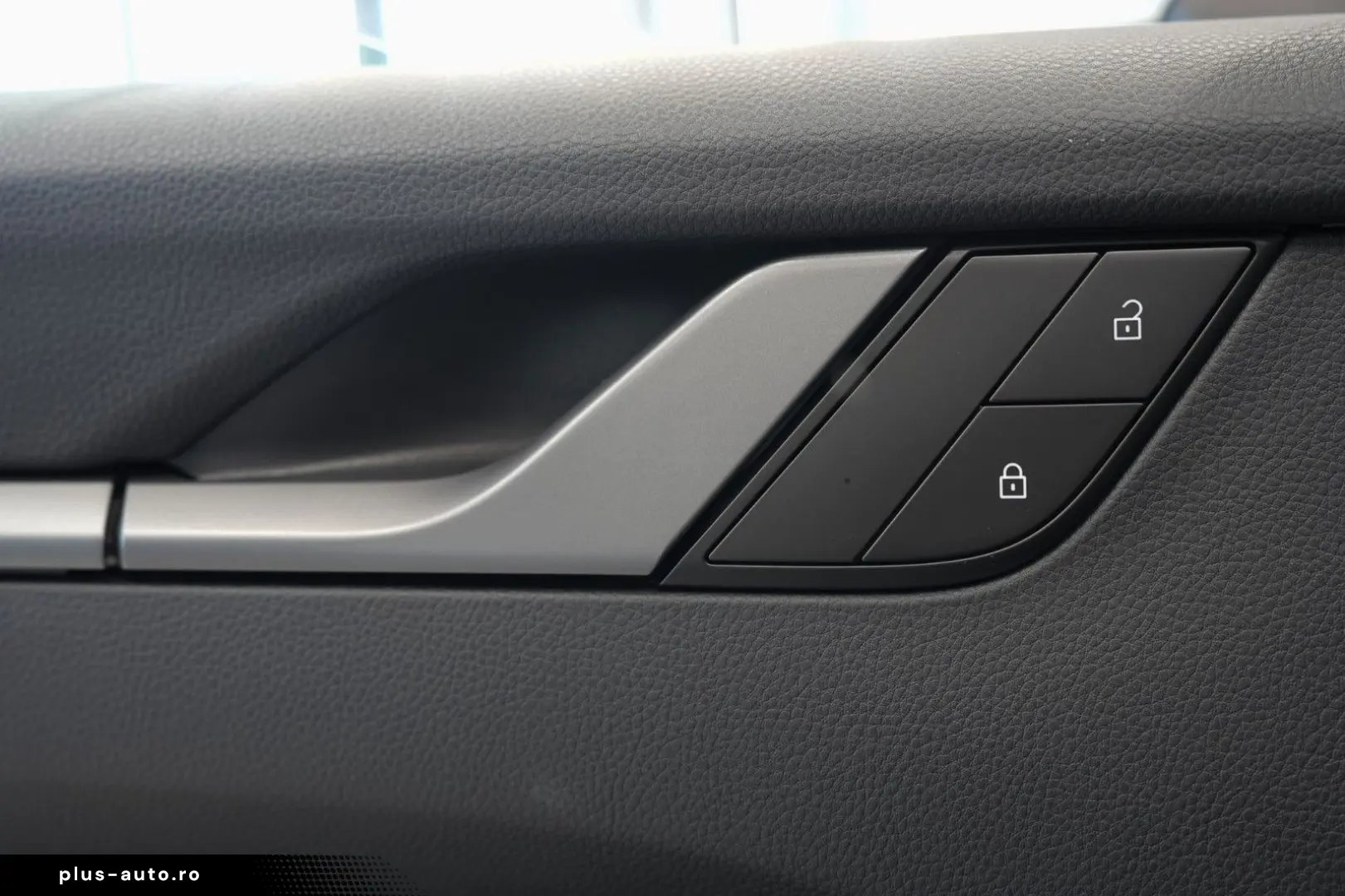 PORSCHE 911 Coupe SPORTABGAS SPORT-CHRONO BOSE GLASDACH