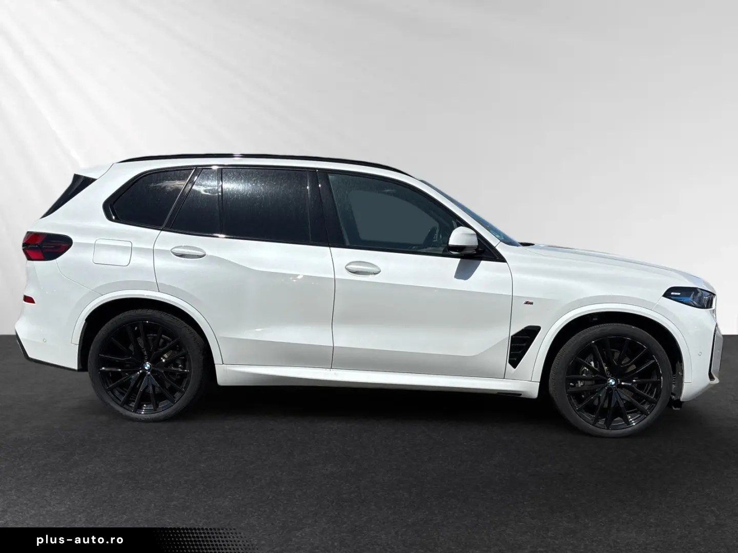 BMW X5 xDrive50e M Sport SkyLounge AHK 22 LMR B&W
