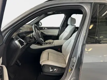 BMW X5 xDrive50e NEU bei BMW Hofmann