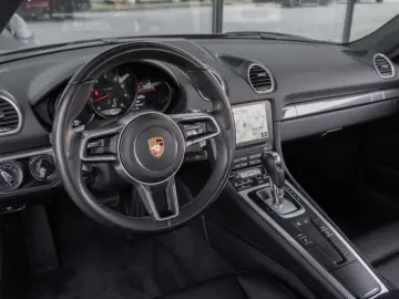 PORSCHE CAYMAN 718