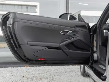 PORSCHE CAYMAN 718