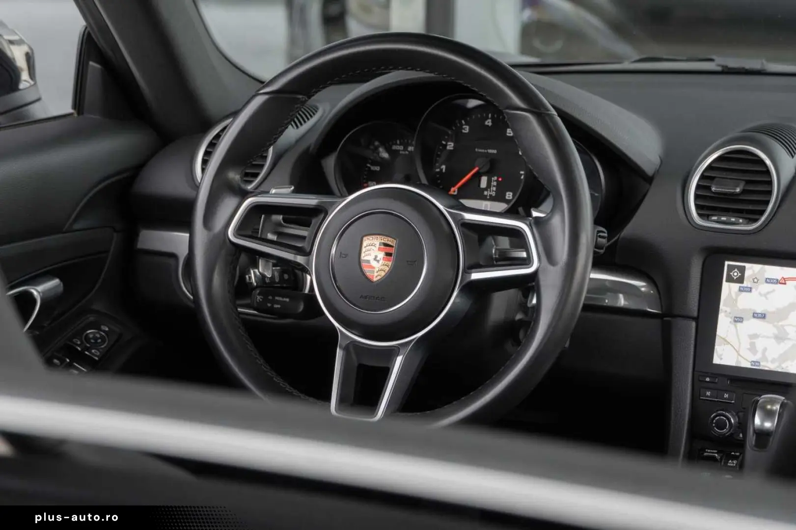 PORSCHE CAYMAN 718