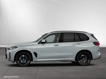 BMW X5 xDrive50e M Sport Pro AHK Pano 22 LMR