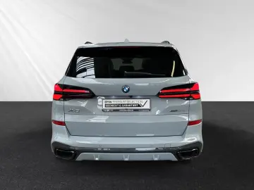 BMW X5 xDrive50e M Sport Pro AHK Pano 22 LMR