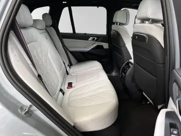 BMW X5 xDrive50e M Sport Pro AHK Pano 22 LMR
