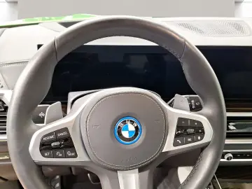 BMW X5 xDrive50e M Sport AHK Harman K Kamera LED