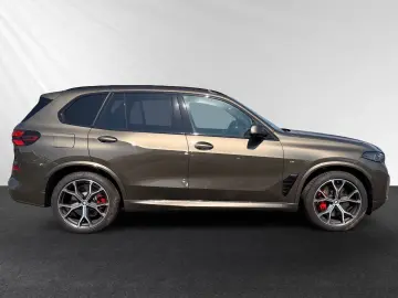 BMW X5 xDrive50e M Sport Pro AHK Pano 21 LMR PAProf.