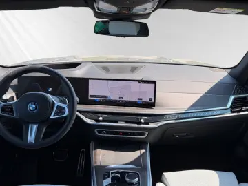 BMW X5 xDrive50e M Sport Pro AHK Pano 21 LMR PAProf.