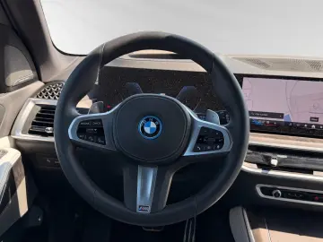 BMW X5 xDrive50e M Sport Pro AHK Pano 21 LMR PAProf.