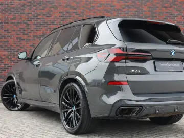 BMW X5 50e xDrive   Pano - AHK - HUD
