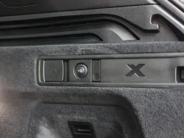 BMW X5 50e xDrive   Pano - AHK - HUD