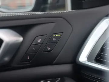 BMW X5 50e xDrive   Pano - AHK - HUD