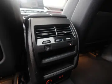 BMW X5 50e xDrive   Pano - AHK - HUD