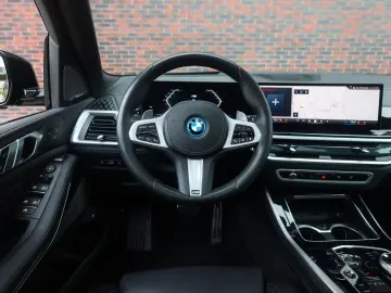 BMW X5 50e xDrive   Pano - AHK - HUD