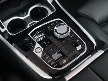 BMW X5 50e xDrive   Pano - AHK - HUD