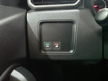 DACIA DUSTER 1.0 ECO-G 100CP Journey Plus
