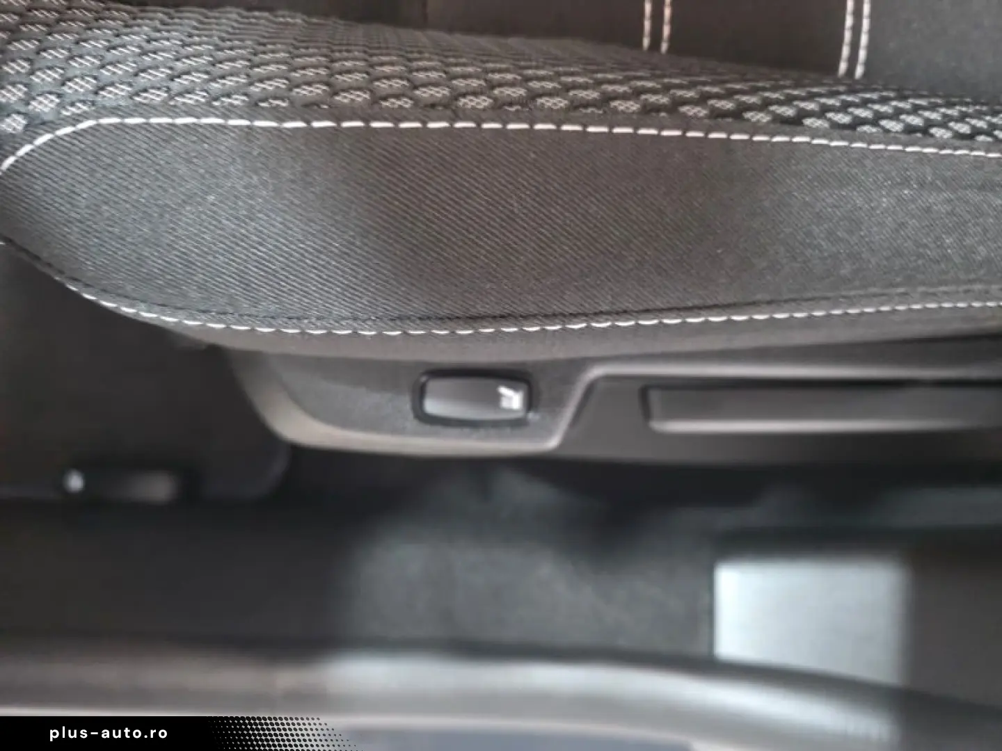 DACIA DUSTER 1.0 ECO-G 100CP Journey Plus
