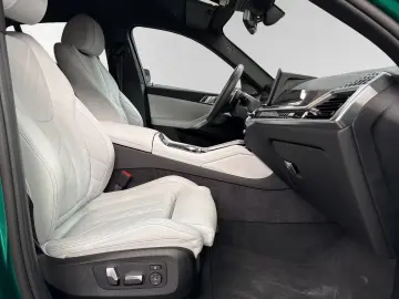 BMW X6 M60i xDrive
