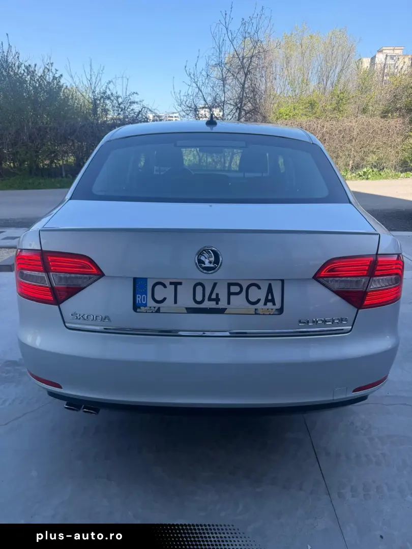 SKODA SUPERB