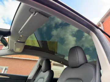 TESLA Model Y RWD aus 1.Hand AHK AMD Ryzen Panorama