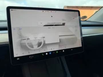 TESLA Model Y RWD aus 1.Hand AHK AMD Ryzen Panorama