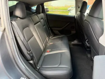 TESLA Model Y RWD aus 1.Hand AHK AMD Ryzen Panorama