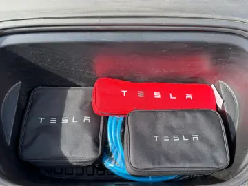 TESLA Model Y RWD aus 1.Hand AHK AMD Ryzen Panorama
