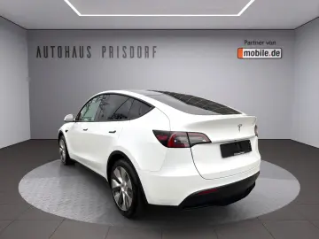TESLA Model Y RWD AMD Ryzen Kamera Standheizung
