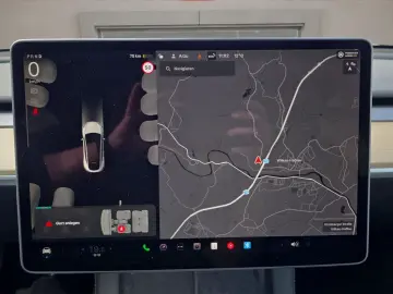 TESLA Model Y LED  Navi  Rückfahrkamera  Leder